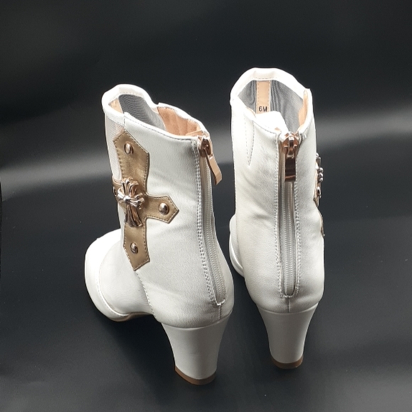 Midnight Velvet Cross and Mesh Bootie - Picture 3 of 4